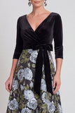 Vestido de Mãe da Noiva Flor Azul, Linha em V, Decote em V, com mangas 3/4
