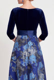Vestido de Mãe da Noiva Flor Azul, Linha em V, Decote em V, com mangas 3/4