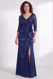 Sereia preta com decote em V franzida, lantejoulas com folhos, vestido longo de mãe da noiva com fenda