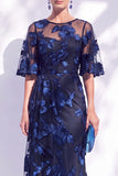 Vestido Longo de Mãe da Noiva com Sereias Azul-Marinho e Folhos Florais com Mangas Curtas