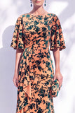 Vestido de mãe da noiva com decote longo e franzido em forma de sereia verde sálvia