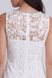 Vestido Curto de Graduação Bodycon Bodycon em V, decote em V, com missangas e decote em V