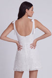 Vestido de Graduação Mini Floral Floral de Decote Quadrado em Marfim