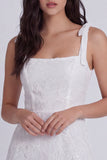 Vestido de Graduação Mini Floral Floral de Decote Quadrado em Marfim