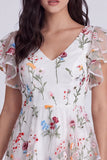 Vestido de graduação floral em linha A com decote em V e folhos