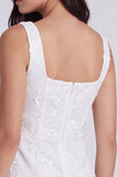Bodycon Vestido Branco Pequeno Floral de Gola Quadrada