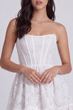 Vestido Branco Pequeno Corset Floral A-Line Strapless