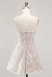 Vestido Branco Pequeno Floral A-Line Strapless