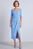 Vestido de trabalho midi de decote quadrado, decote quadrado e franzido, mangas meias, com abertura azul-marinho