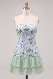 Vestido Curto de Finalistas Verde Verde Claro, Strapless A-Line Sem Alças, Lantejoulas com Folhos