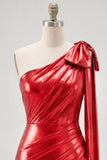 Vestido Curto de Regresso a Casa Vermelho Metálico Assimétrico Assimétrico de Um Ombro com Laço