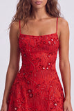 Lantejoulas vermelhas linha A Renda nas costas Tiras finas Vestido curto dos anos 80