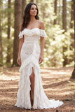 Vestido de Noiva Longo em Renda de Marfim Ombro Descoberto com Fenda de Folhos