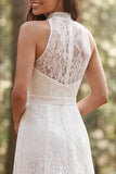Vestido de Noiva Longa Linha A em renda de marfim com fenda