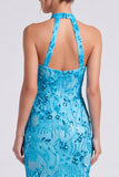 Vestido formal longo floral de sereia com decote halterdo cor-de-rosa e fenda