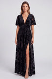 Vestido Mãe da Noiva Floral em V em linha oliva com fenda
