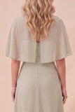 Vestido Maxi de gola redonda em chiffon taupe com alcola redonda e cinto