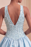 Vestido Curto de Finalistas de Finalistas Azul Celeste Linha em V