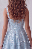 A-Line Azul Celeste Tiras grossas Curtas Florais Vestido de Finalistas com Laço