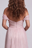 Vestido Formal Rosa Claro de Sereia Enrugada, Ombro Descoberto e Folhos
