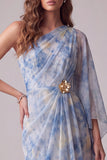 Vestido formal assimétrico com bainha e franzidos BLue florais empoeirados com flor 3D