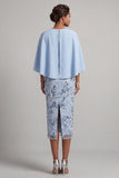 Bodycon Sky Blue Sky Bow Look Floral Mother of the Bride Dress com mangas cape