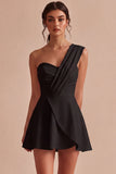 Vestido de chá de panela branco de um ombro em linha A