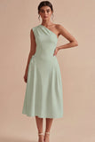 Vestido de Noivado Branco Midi de Linha A com um ombro