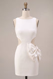 Bodycon Vestido Branco Recortado de Gola Redonda com Laço