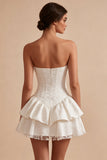 Espartilho branco A-Line Sweetheart Floral com folhos e vestido de chá de noiva