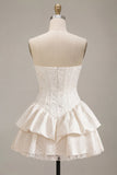 Espartilho branco A-Line Sweetheart Floral com folhos e vestido de chá de noiva