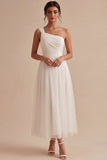 Vestido de Noivado Branco Midi de Linha A com um ombro