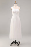 Vestido de Noivado Branco Midi de Linha A com um ombro