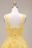 Vestido curto de regresso a casa amarelo curto de pérolas de decote quadrado em linha A com bordas