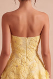Vestido de Regresso a Casa Floral A-Line Pérolas Amarelas com Folhos