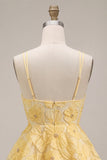 Vestido curto de finalistas com folhos em linhas A amarelas florais com missangas