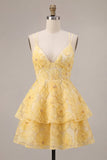 Vestido curto de finalistas com folhos em linhas A amarelas florais com missangas