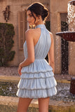 Vestido de Finalistas Azul com decote halter e linha em A, com folhos e folhos e bainha