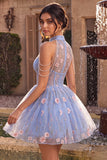Vestido curto de regresso a casa, decote azul A-Line com decote floral com folhos florais e pérolas