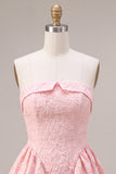 Vestido curto de regresso a casa cor-de-rosa Jacquard A-Line com folhos sem alças