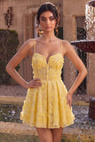 Vestido Curto de Finalistas com Bordado Floral Amarelo Linha A com Folhos