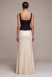 Vestido formal longo com gola quadrada em forma de sereia preta e branca