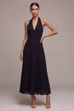 Vestido Formal Maxi Preto Preto, A-Line Halter e Decote Plissado em Chiffon