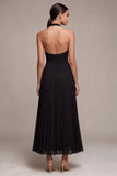 Vestido Formal Maxi Preto Preto, A-Line Halter e Decote Plissado em Chiffon