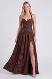 Espartilho Espresso Linha A com gola halter Renda floral, renda floral para trás, vestido longo de dama de honor com fenda