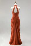 Vestido formal longo de gola halter laranja queimado com bainha franzida
