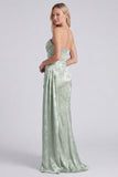 Vestido longo de dama de honor floral sem alças de sálvia de sálvia