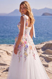 Vestido de Noiva Longo Corset Branco Floral Linha A em Tule com Aplicações