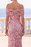 Vestido maxi de sereia bordado floral com lantejoulas douradas no ombro