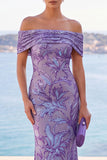 Vestido maxi de sereia bordado floral com lantejoulas douradas no ombro